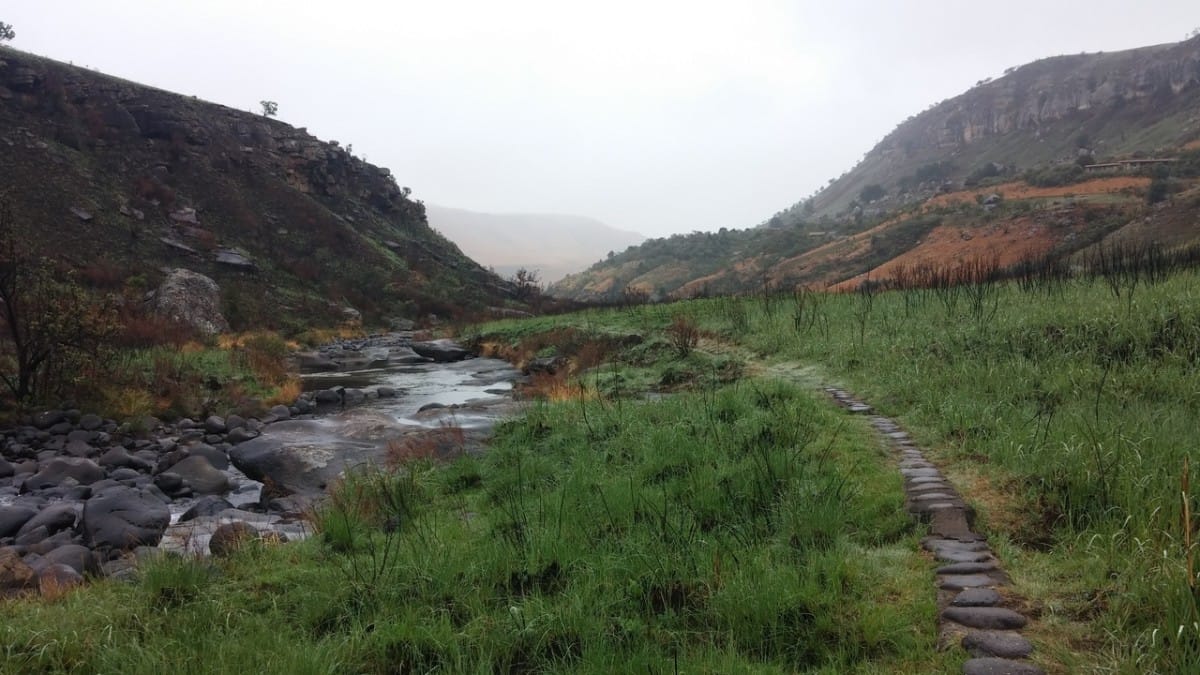 Giant's Castle Main Caves and drizzle river walk